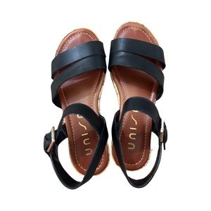 Unisa sandals